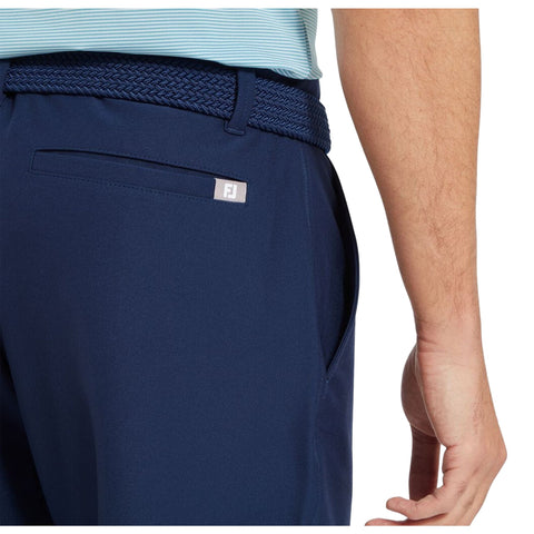 Performance Tapered Fit Short Herren