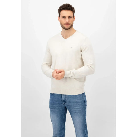 V-Neck Pullover