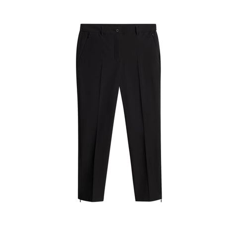 Pia Pant