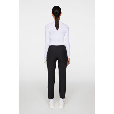 Pia Pant