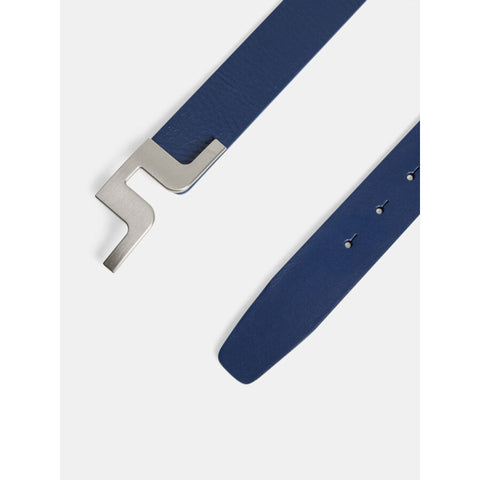 Betsy Belt