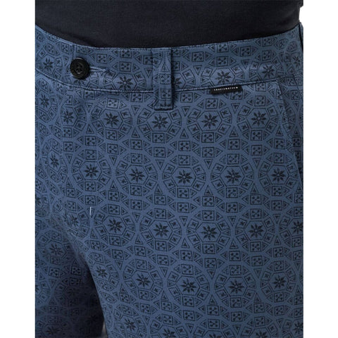 Beyond The Limits Short Herren