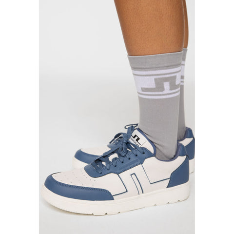 Ace Low-Top Golf Sneaker