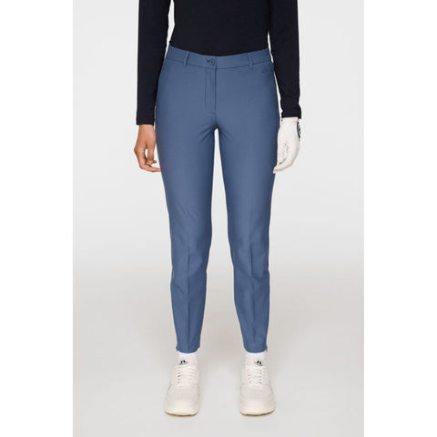 Pia Hose