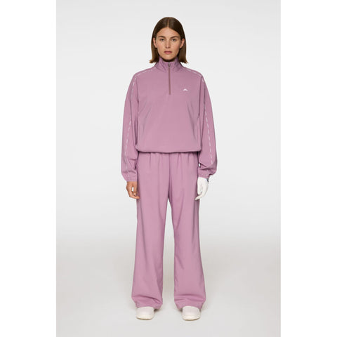 Minerva Hose